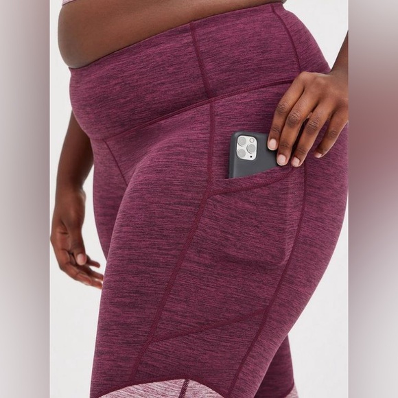 Torrid Super Soft Performance Jersey Full Length Seam Detail Active Legging - Picture 3 of 8